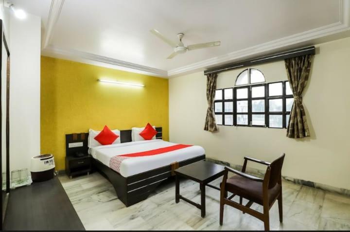 Hotel Asopalav Ambaji Экстерьер фото