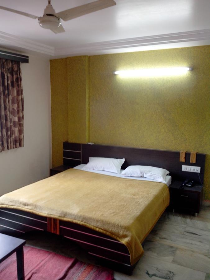 Hotel Asopalav Ambaji Экстерьер фото